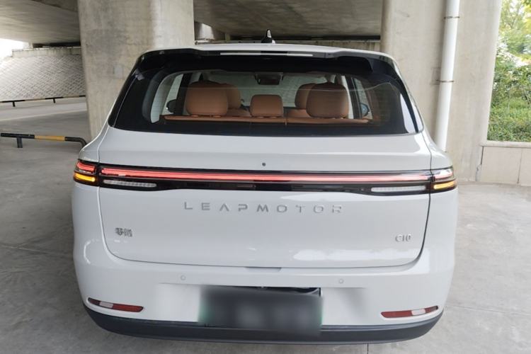 Leapmotor C10 2026 — 5
