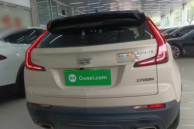 Cadillac XT4 2022 — 5