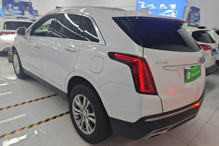 Cadillac XT5 2023 — фото 4