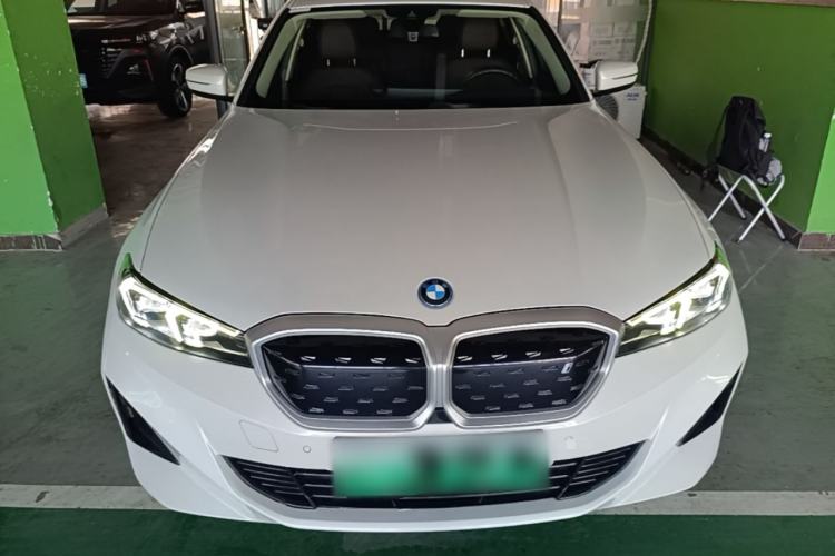 BMW i3 2022 — 2