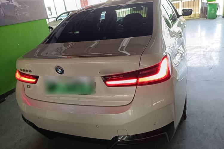 BMW i3 2022 — 5