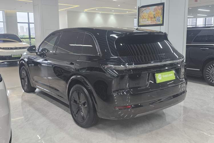 Li Auto L7 2024 — 4