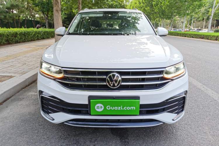Volkswagen Tiguan L 2025 — фото 2
