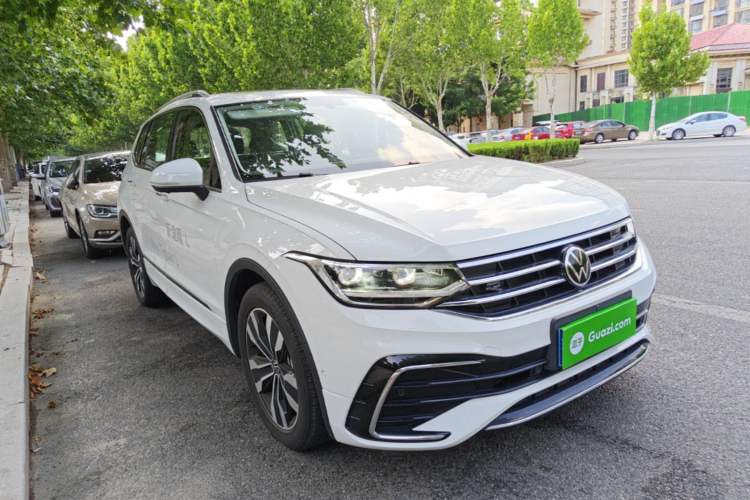 Volkswagen Tiguan L 2025 — фото 3