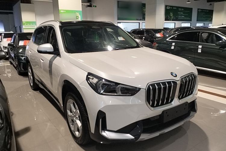 BMW X1 2023 — фото 3