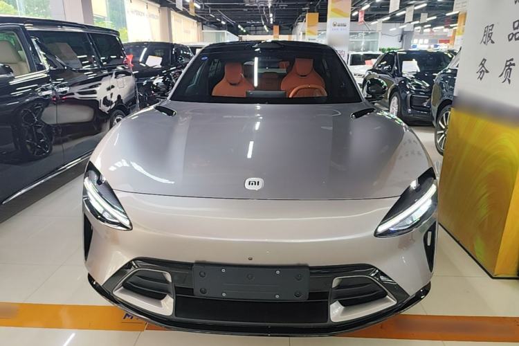 Xiaomi Auto YU7 2025 — фото 2