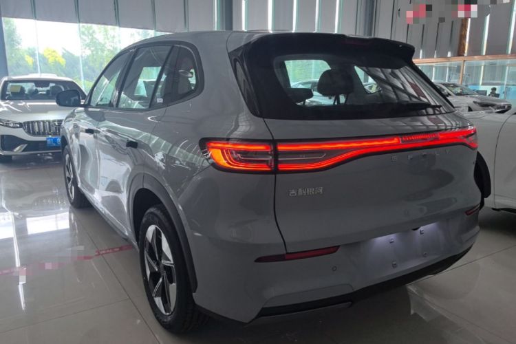 Geely Galaxy E5 2026 — 4
