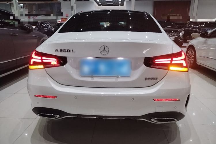 Mercedes-Benz A 200 L 2021 — фото 5