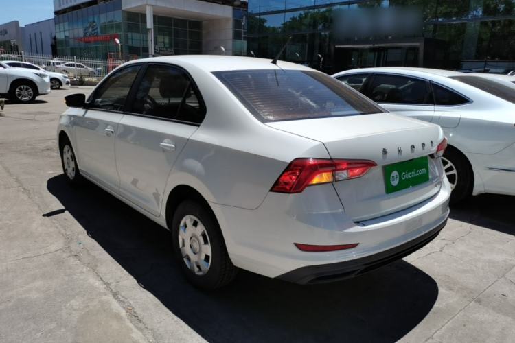 Skoda Rapid 2020 — 4