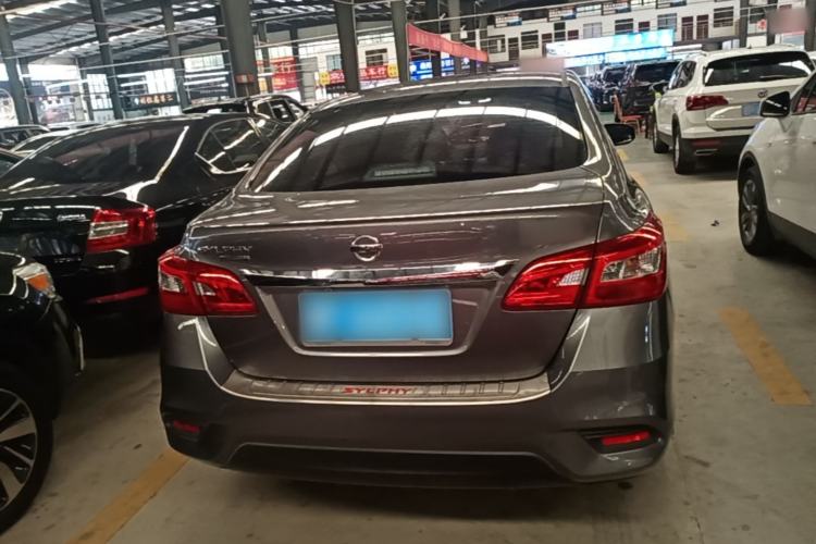 Nissan Sentra 2024 — 5